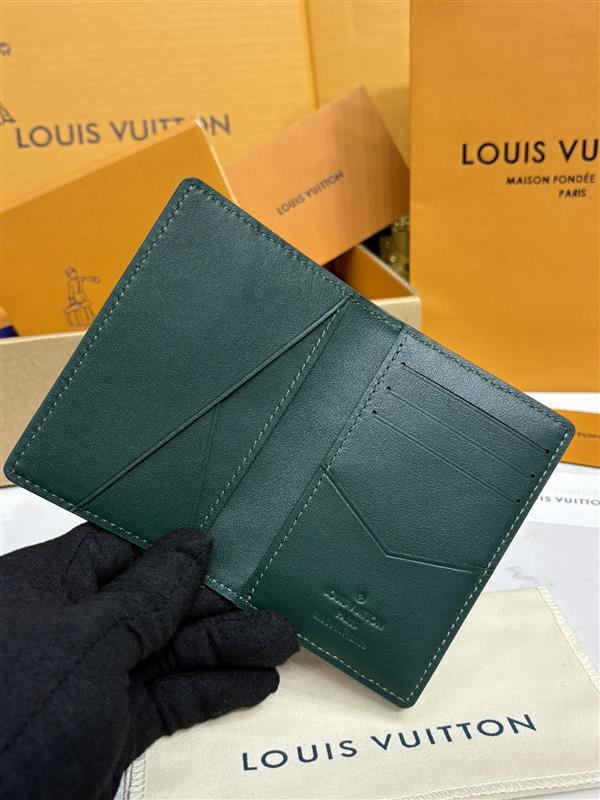 2026122105456836 690